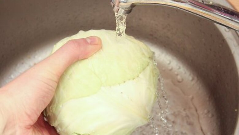 How to Steam Cabbage in a Slow Cooker