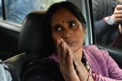 Delay in Hanging of Convicts Shows Failure of System, Says Nirbhaya's Mother