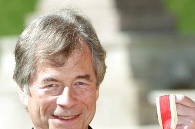 Chelsea Bidder Martin Broughton Says His Group Has Global Backing