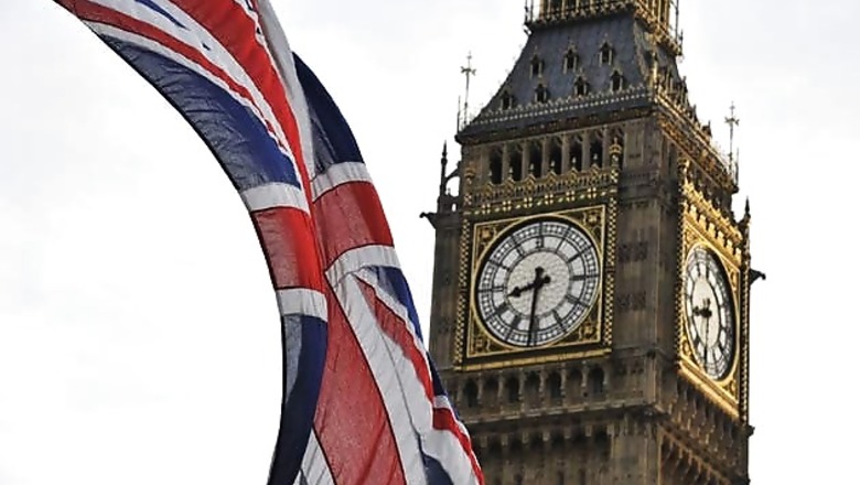 Indian couple jailed for UK immigration scam