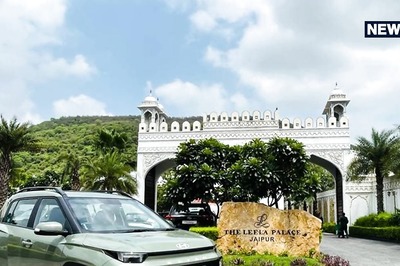 Hyundai Exter SUV Garners More Than 50,000 Bookings in Under 30 Days