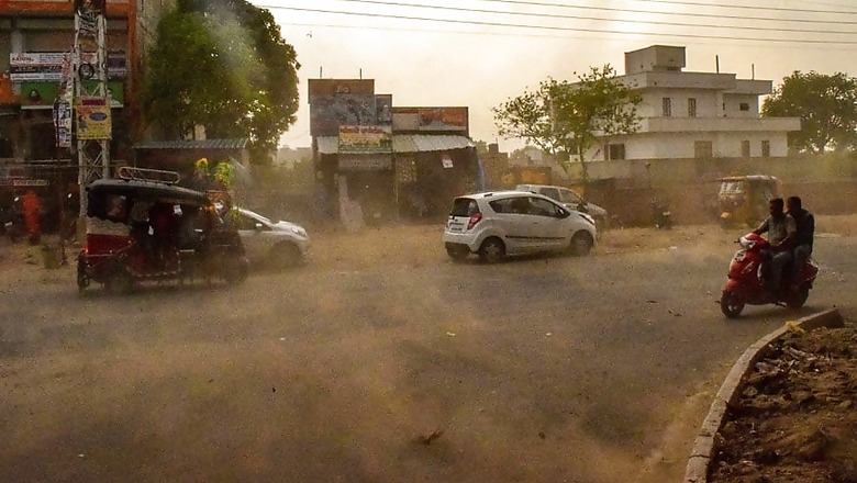 Death Toll Since Sunday’s Storm Climbs to 80, 51 Killed in UP Alone