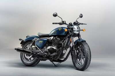 Royal Enfield Unveils Production Version of Shotgun 650, Here's What's Inside