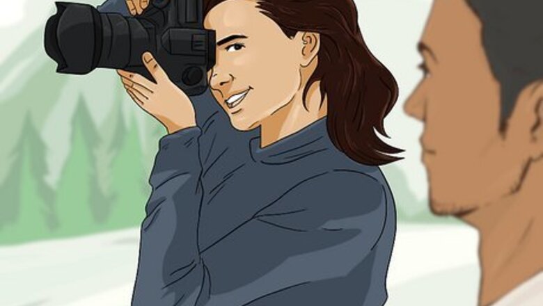 How to Get an Aquarius Man to Chase You