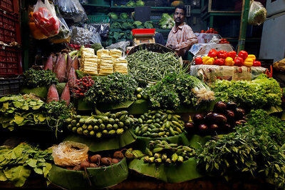 Wholesale Price Inflation Eases in March as Food Items Turn Cheaper