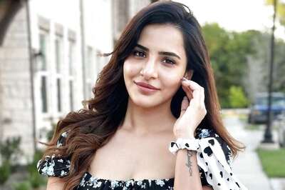 Ashu Reddy Body-shamed And Trolled For Her Latest Fashion Outfits By The Users, See Now