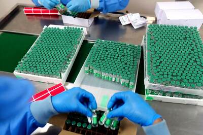 Oxford Says Covid-19 Vaccine 76 percent Effective After One Dose for 3 Months