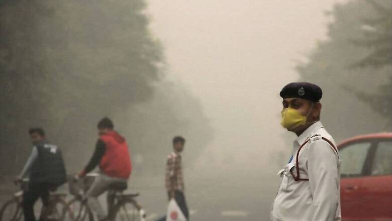 Delhi Pollution Levels Peak on Diwali Day, Air Quality Expected to Turn 'Severe' in Many Parts