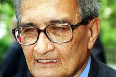 Sen faints at Nobel laureates' dinner
