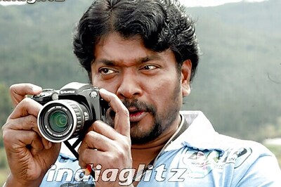 Parthiepan takes 'Puthiya Paathai' again
