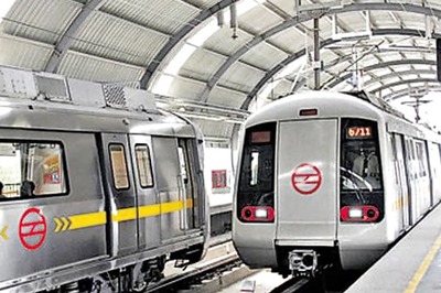 Pay Rs 3,000 Crore Annually to Avert Metro Fare Hike, Centre Tells Delhi Govt