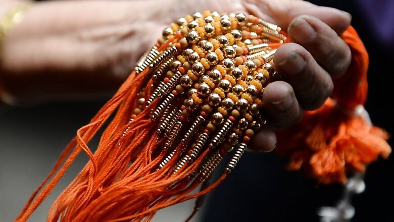 Activists Promoting Desi Cotton Seeds For 'Eco-friendly' Rakhis