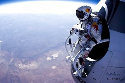 Felix Baumgartner: Extreme skydiver begins preparation for supersonic jump