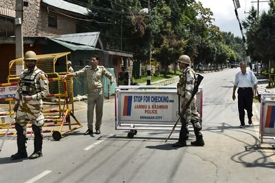 Locals Violate Orders Amid Virus Outbreak, Organise Party for Officer in Kashmir; FIR Lodged