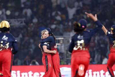 WPL 2024 Final: Sophie Molineux Picks Three Wickets in an Over to Swing the Game Back in RCB's Favour - WATCH