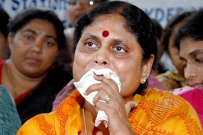 Vijayamma continues hunger strike at Guntur hospital