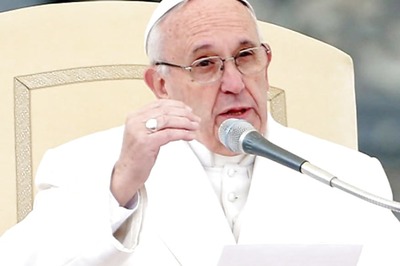 Pope Francis Warns World is One Step Away from Nuclear War