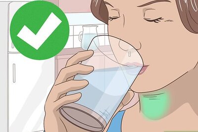 How to Treat a Sore Throat After Throwing Up