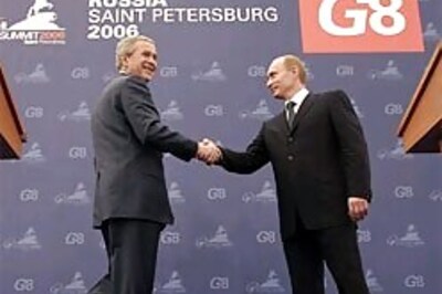 Putin rejects Bush's Iraq democracy plan