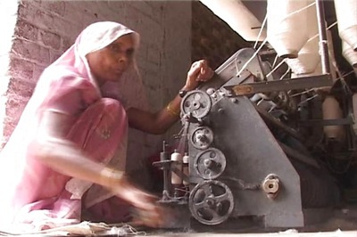 Khadi to create 19.5 lakh jobs in 2016-17: Kalraj Mishra