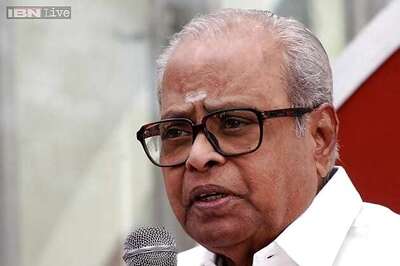 Veteran Tamil filmmaker K Balachander passes away