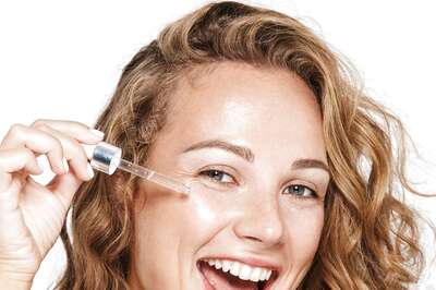 Five Reasons To Include Serums As Beauty Essentials