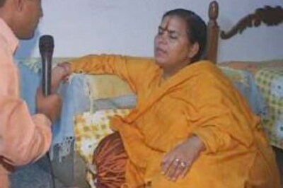 Uma flays Jaswant for not revealing mole