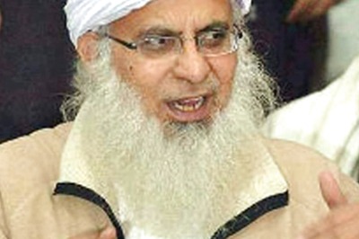 Rising Extremism in Pak Capital: Maulana Aziz Occupies Lal Masjid again, Security Forces Fail to Stop Him
