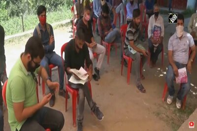 J&K Cadre IAS Officer Becomes First 'Outsider' to Get Domicile Certificate Post Article 370 Abrogation