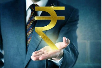 Rupee Falls 2 Paise To Close At 83.22 Against US Dollar