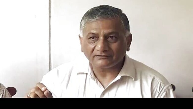 Supreme Court issues notice to ex-army chief on age row