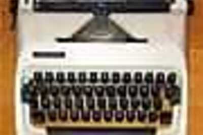 In iPad era, typewriters still go clickety-clack