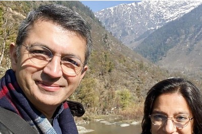 Fight In Deepika Padukone's Old Building: Kunal Kohli’s Wife Sends 10 Crore Defamation Notice To Neighbour