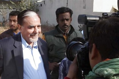 Zee chief 'voluntarily' appears before police