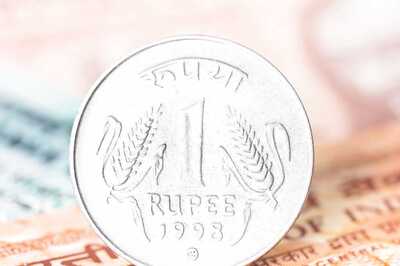 Rupee Rises 11 Paise to 79.52 Against US Dollar in Early Trade