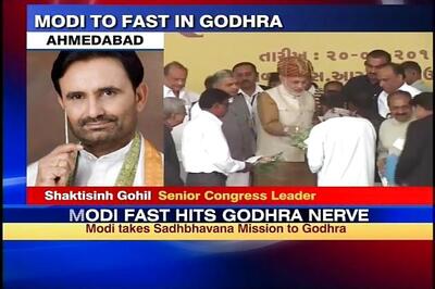 Modi's fast is a political drama: Congress