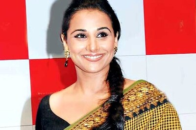 Vidya Balan urges young women to wear saris beyond special occasions