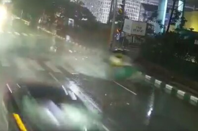 In Horrific Video, Autorickshaw Seen Spinning on Hyderabad Road After Being Hit an Audi