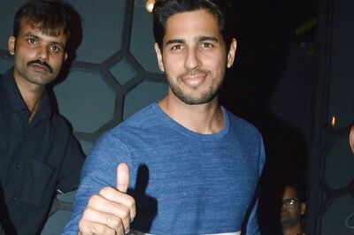 Sidharth Malhotra Teams up With Manoj Bajpayee for Neeraj Pandey's Aiyaary