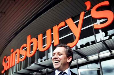 Sainsbury's boss to replace Ecclestone as F1 chief?