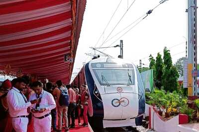 3 Vande Bharat Trains, An E-way: MP's Infra, Connectivity Projects on Fast Track ahead of Assembly Polls