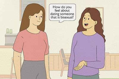 How to Become More Than Friends With Another Friend if You Are Bisexual