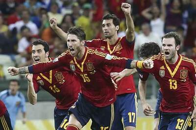 Spain beat Italy 7-6 on penalties to reach final