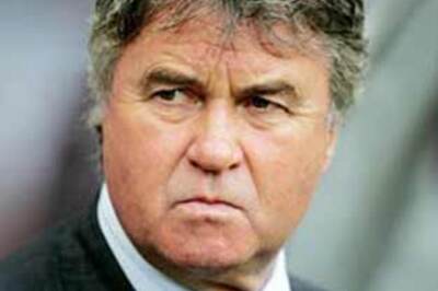 Hiddink to see Chelsea through the season