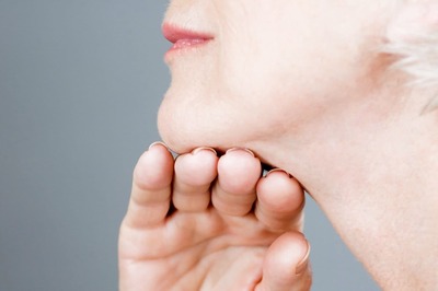 Try These 5 Face Yoga Tricks to Get a Perfect Jawline