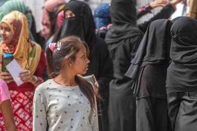 University Students Take Out Rally in Kolkata Against Hijab Ban in Karnataka