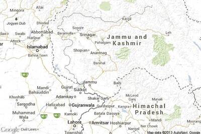 Pak says Kashmir a 'legal issue', demands plebiscite