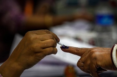 Bevy Of High-profile Candidates To Test Their Luck In 7 South Bengal LS Seats On Monday