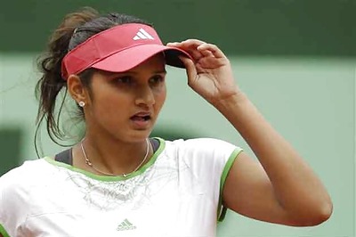 Telangana CM K Chandrasekhar Rao congratulates Sania Mirza for winning gold
