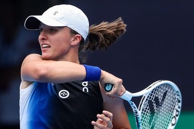 China Open: Daniil Medvedev, Iga Swiatek Both Through in China Open